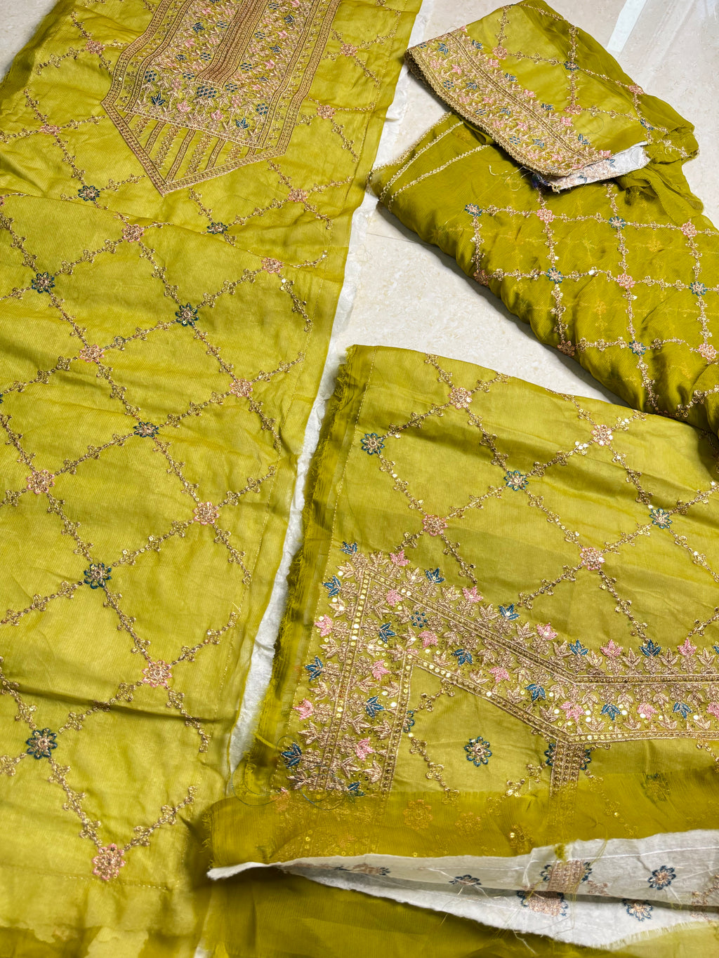 LAVENDER OMANI DRESS