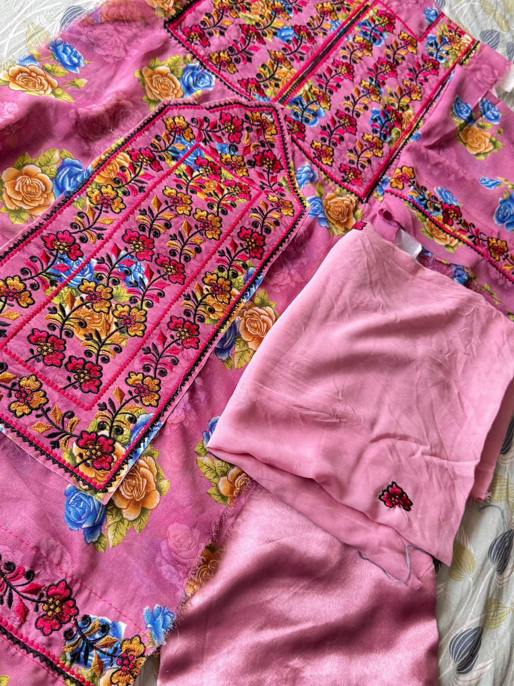 FLORA PRINT PASHKI