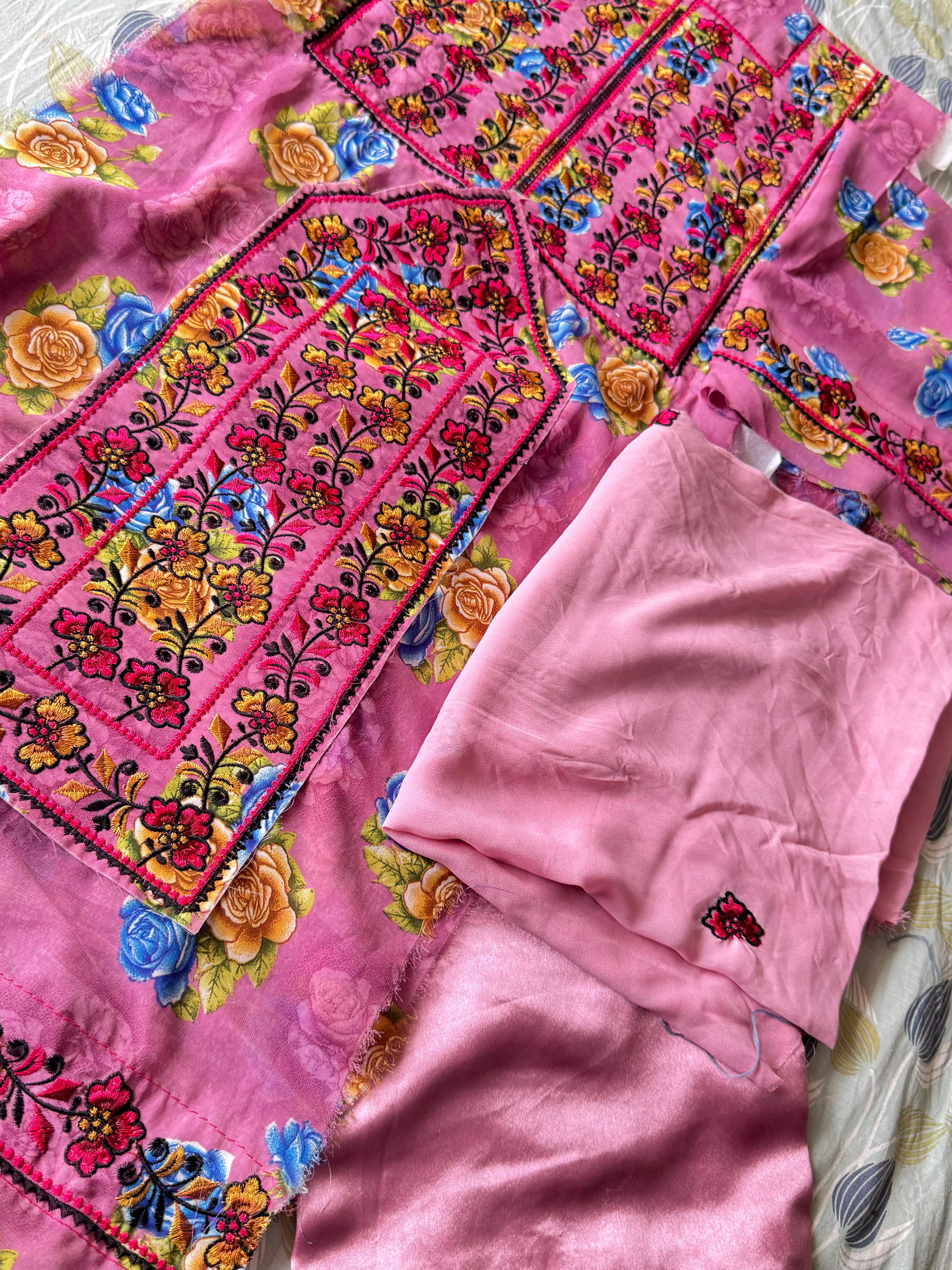 FLORA PRINT PASHKI
